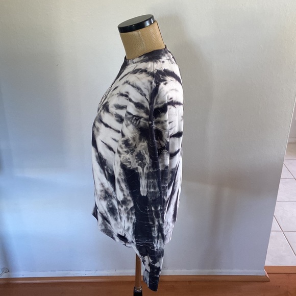 Levi's Women's Pai Sweatshirt - Picture 5 of 8